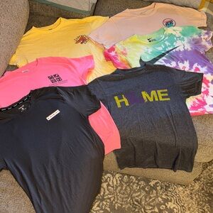 Assorted T-Shirt Collection women’s size small
